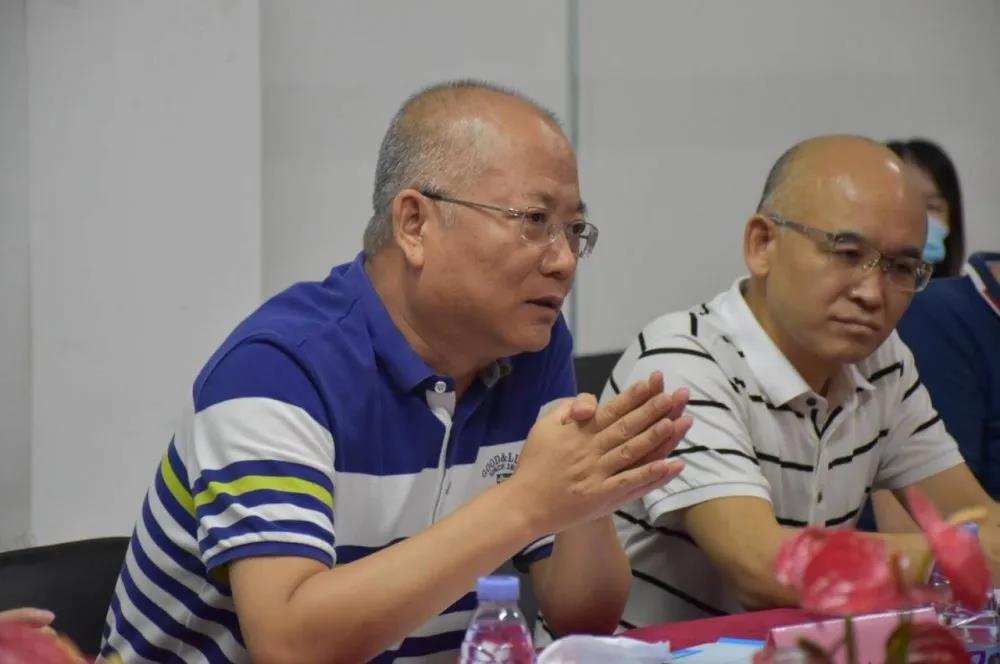 深圳風(fēng)向標教育資源股份有限公司 深圳風(fēng)向標教育資源股份有限公司
