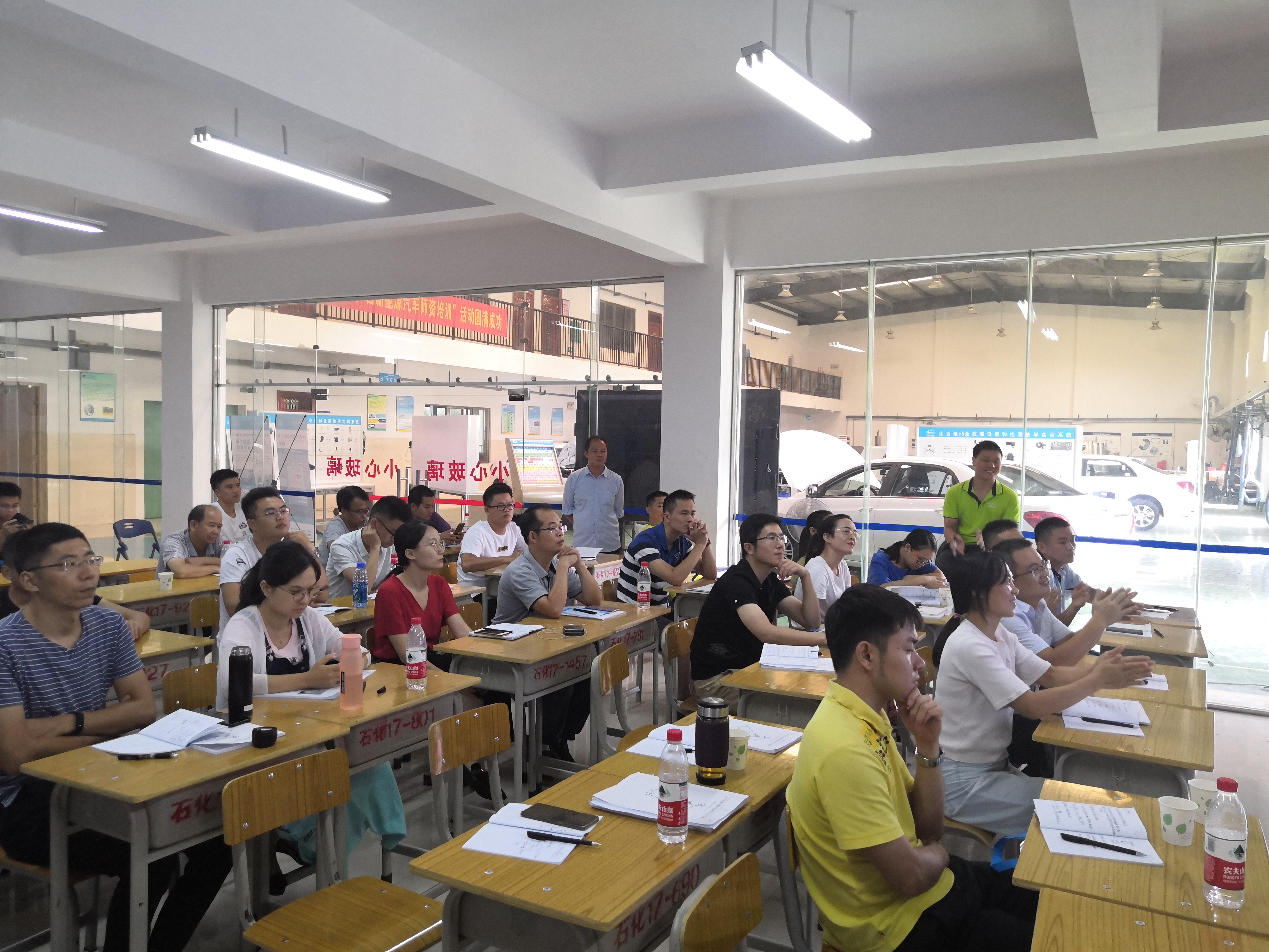 深圳風(fēng)向標教育資源股份有限公司 深圳風(fēng)向標教育資源股份有限公司
