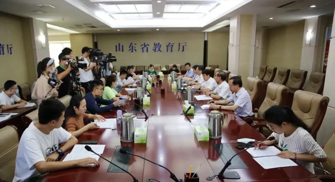 深圳風(fēng)向標教育資源股份有限公司