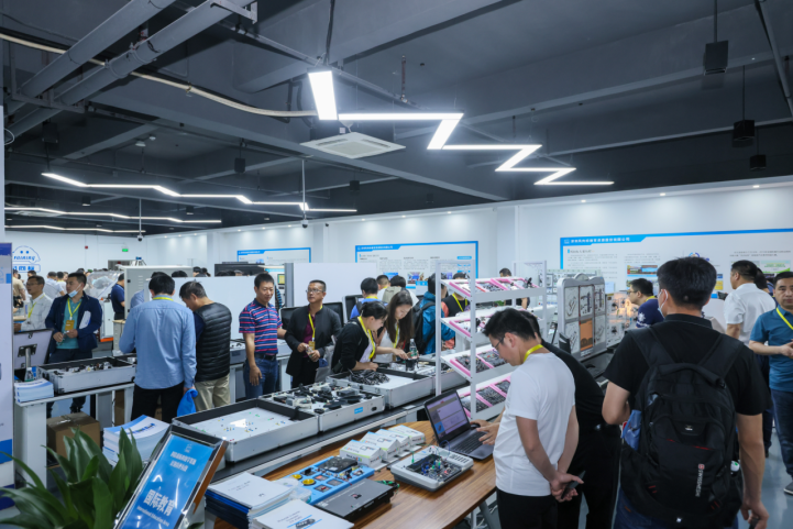 深圳風(fēng)向標教育資源股份有限公司