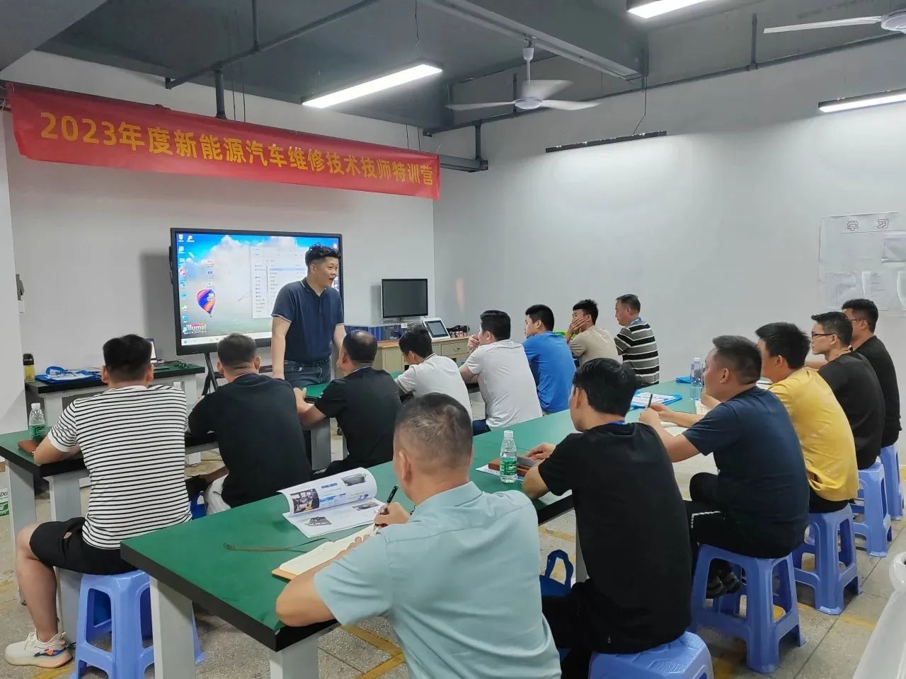 深圳風(fēng)向標教育資源股份有限公司
