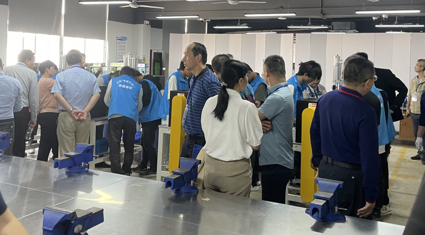 深圳風(fēng)向標教育資源股份有限公司